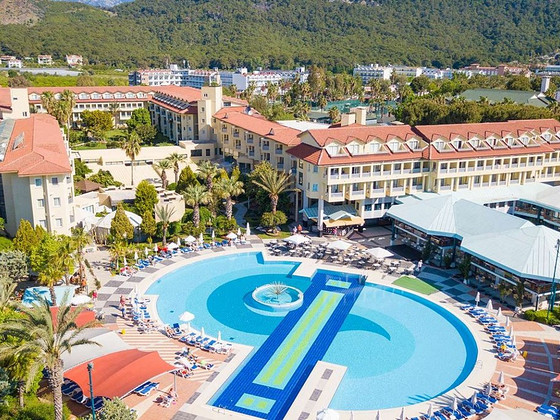 QUEENS PARK LE JARDIN RESORT