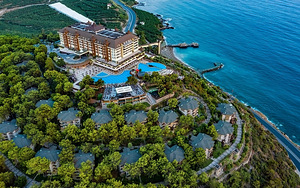 UTOPIA WORLD HOTEL (1 foto / 10)