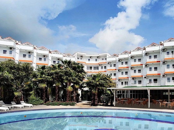 UK HOTEL KIRIS