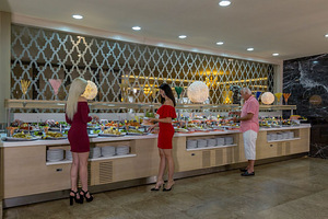 ROYAL ALHAMBRA PALACE HOTEL (6 фото из 10)