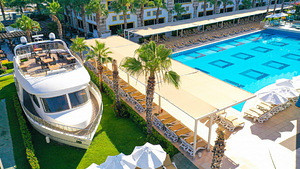 CRYSTAL SUNSET PEARL COLLECTION (EX. CRYSTAL SUNSET LUXURY RESORT) (5 foto / 10)