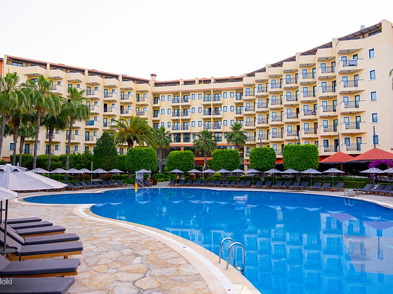 MIRAMARE QUEEN HOTEL