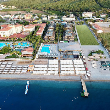 SAILOR’S BEACH CLUB