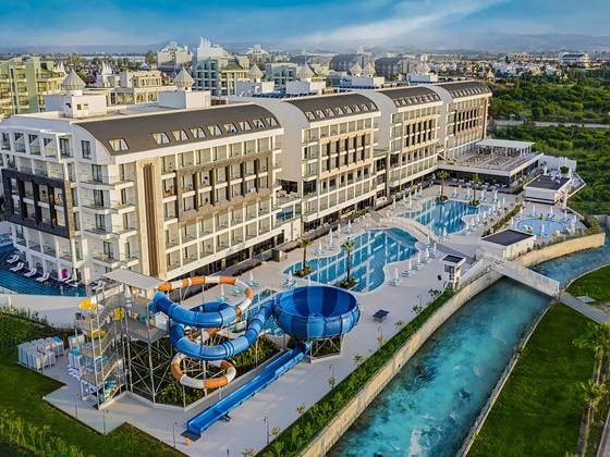 DIAMOND DE LUXE HOTEL & SPA