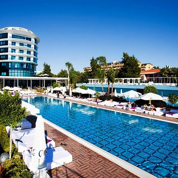 Q PREMIUM RESORT HOTEL