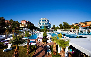 Q PREMIUM RESORT HOTEL (2 foto / 10)