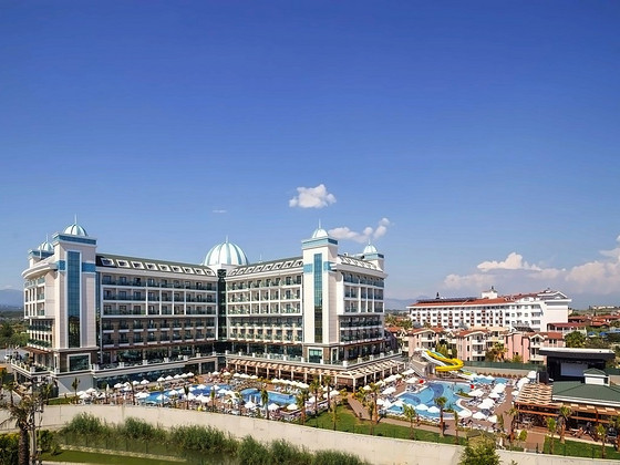 LUNA BLANCA RESORT & SPA