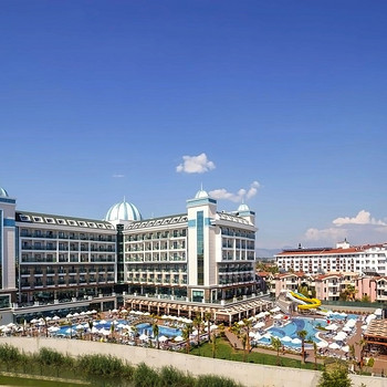 LUNA BLANCA RESORT & SPA
