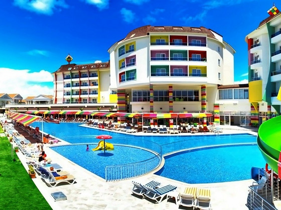 RAMADA RESORT BY WYNDHAM SIDE