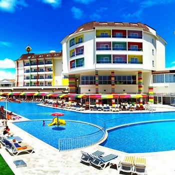 RAMADA RESORT BY WYNDHAM SIDE