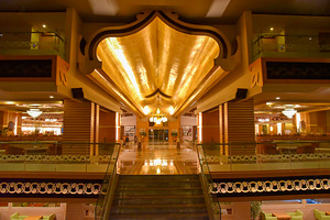 ROYAL DRAGON HOTEL (5 foto / 10)