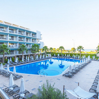 TUI BLUE BARUT ANDIZ