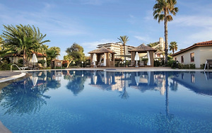 BELLIS DELUXE HOTEL (5 foto / 13)