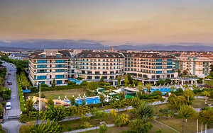 COMMODORE ELITE SUITES & SPA (ADULTS ONLY 18+) (2 foto / 10)