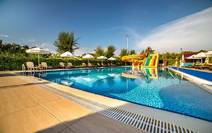 COMMODORE ELITE SUITES & SPA (ADULTS ONLY 18+) (5 foto / 10)