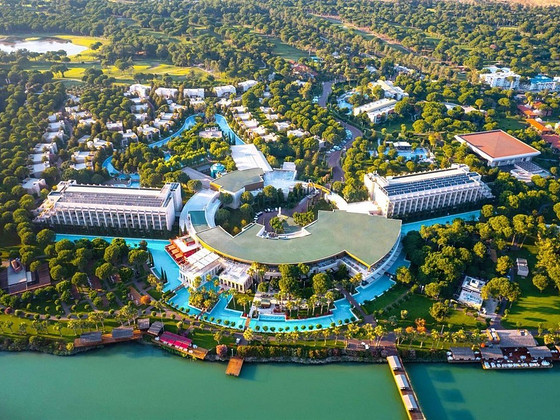 GLORIA SERENITY RESORT