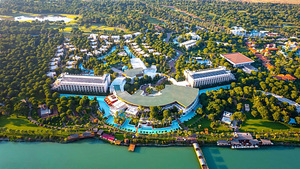 GLORIA SERENITY RESORT (1 foto / 10)