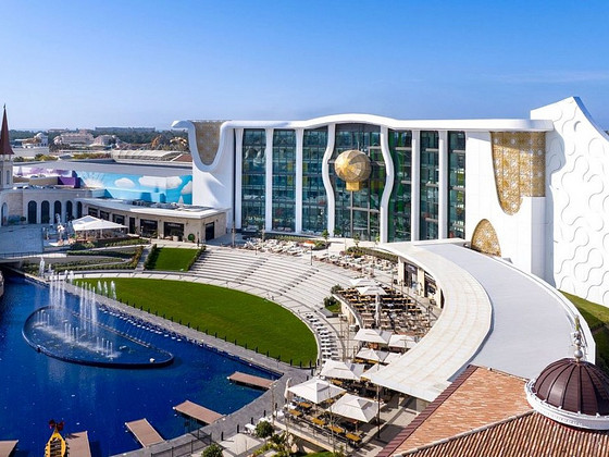 THE LAND OF LEGENDS NICKELODEON HOTEL & RESORT