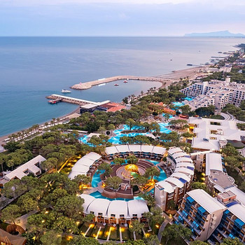 RIXOS SUNGATE – THE LAND OF LEGENDS FREE ACCESS