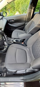 TOYOTA COROLLA, ГИБРИД (7 фото из 8)