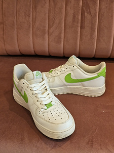 Оригинальные Nike Air Force 1 '07 (Action Green) — Размер 40 (4 фото из 6)