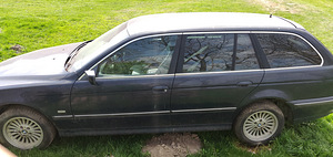 BMW 525 (3 фото из 8)
