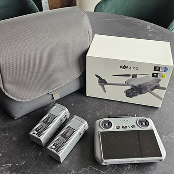 DJI AIR 3 Fly More Combo