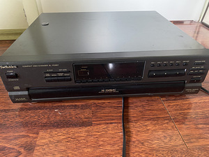 Technics stereo receiver ja compact disc player (3 foto / 4)