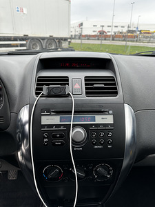 Suzuki SX4 (11 foto / 13)