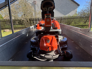 HUSQVARNA R 216T AWD + LÕIKEORGAN COMBI 103 (+ Garantii) (2 foto / 9)