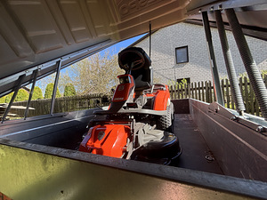 HUSQVARNA R 216T AWD + LÕIKEORGAN COMBI 103 (+ Garantii) (1 foto / 9)