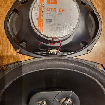 Автомобильные колонки JBL
