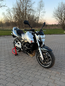 Suzuki GSR 600 (1 foto / 7)
