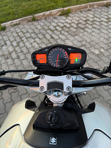 Suzuki GSR 600 (7 foto / 7)