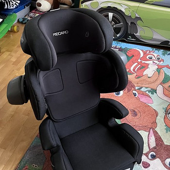 Автокресло Recaro