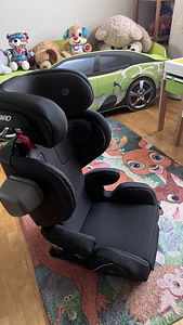 Автокресло Recaro (2 фото из 4)