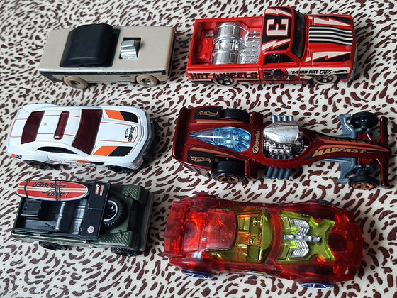Hot wheels