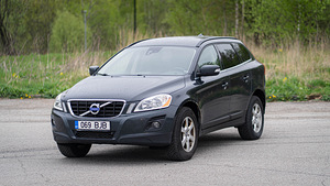 Volvo XC60 (5 фото из 5)