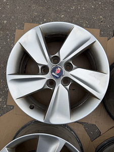 17" Saab 9-5 NG originaalveljed 5x120 (sobib ka Insignia) (1 foto / 7)