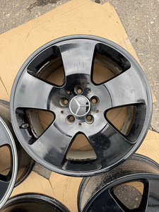 17" Mercedes-Benz originaalveljed 5x112 (3 foto / 8)