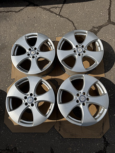 19" Mercedes-Benz GLS originaalveljed 5x112 + andurid (1 foto / 8)