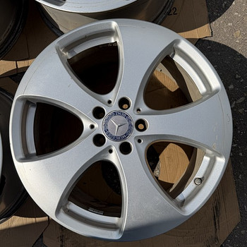 19" Mercedes-Benz GLS originaalveljed 5x112 + andurid