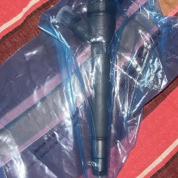Продам форсунку Bosch