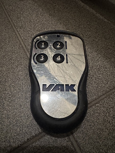 VAK tele radio akerstroms S800M6 zepro hüdraulilise tagaluugi pult (2 foto / 4)