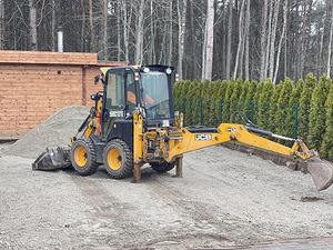 Земляные и копательные работы 24/7 , трактором JCB CX1 (1 фото из 9)