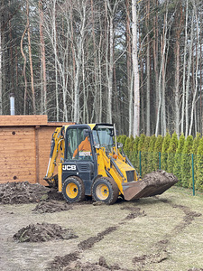 Земляные и копательные работы 24/7 , трактором JCB CX1 (2 фото из 9)