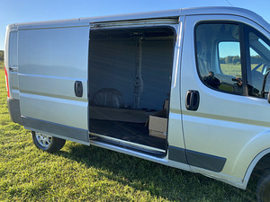 Peugeot Boxer 2.2 81kw 2014 (10 фото из 15)