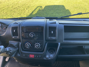 Peugeot Boxer 2.2 81kw 2014 (13 фото из 15)