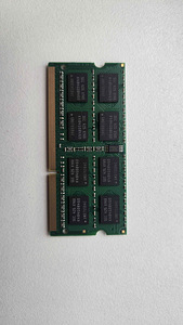 DDR3 8GB SO-DIMM (2 фото из 2)