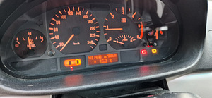 BMW E46 320D 2003 (11 фото из 11)